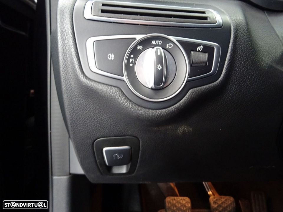 Mercedes-Benz C 180 BlueTEC Avantgarde - 23