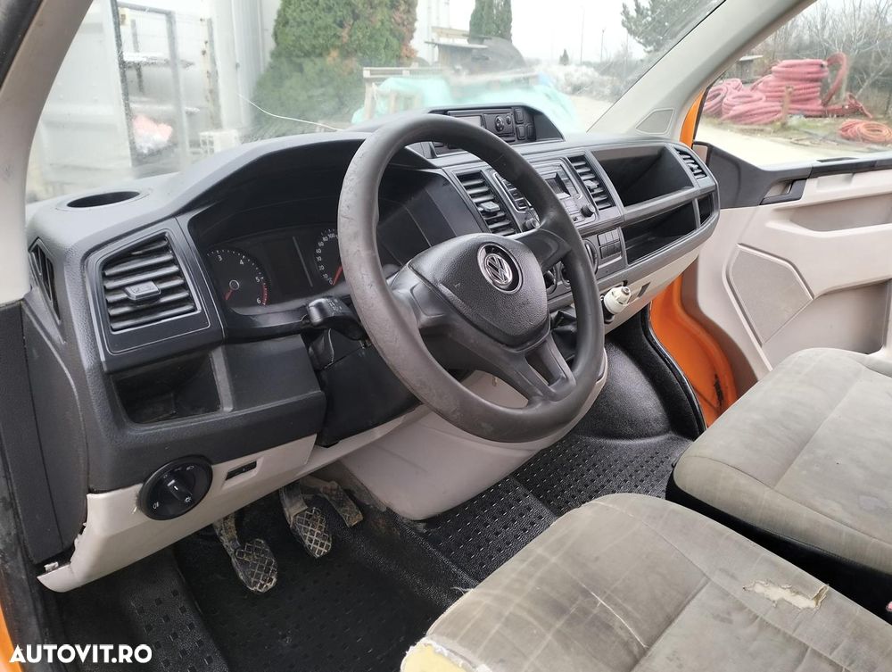 Volkswagen Transporter - 15