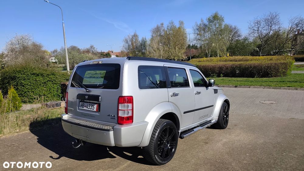 Dodge Nitro 2.8 CRD DPF Automatik R/T - 2