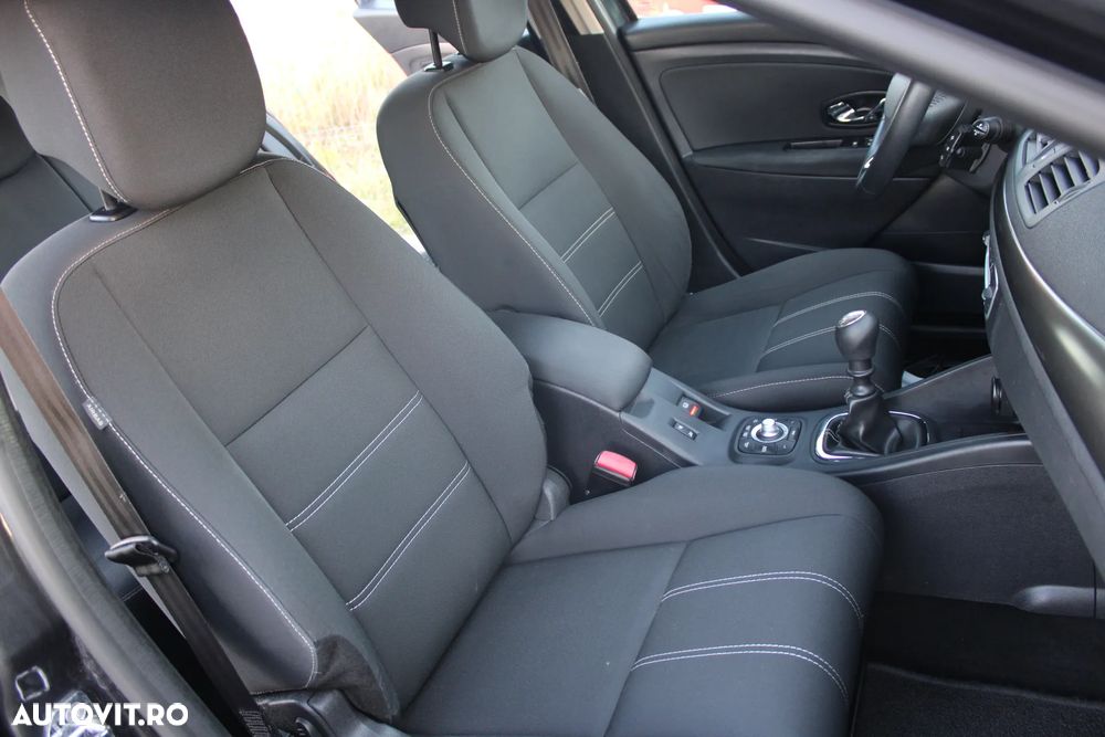 Renault Megane dCi 110 FAP Paris - 29
