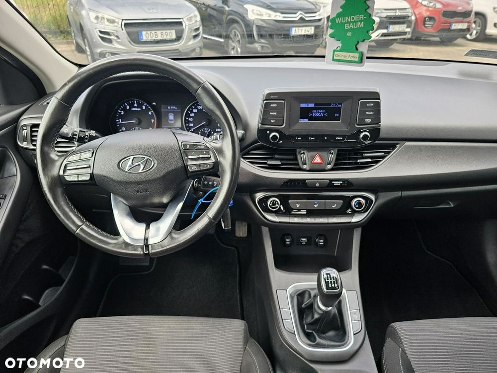 Hyundai i30 1.5 DPI Modern - 17