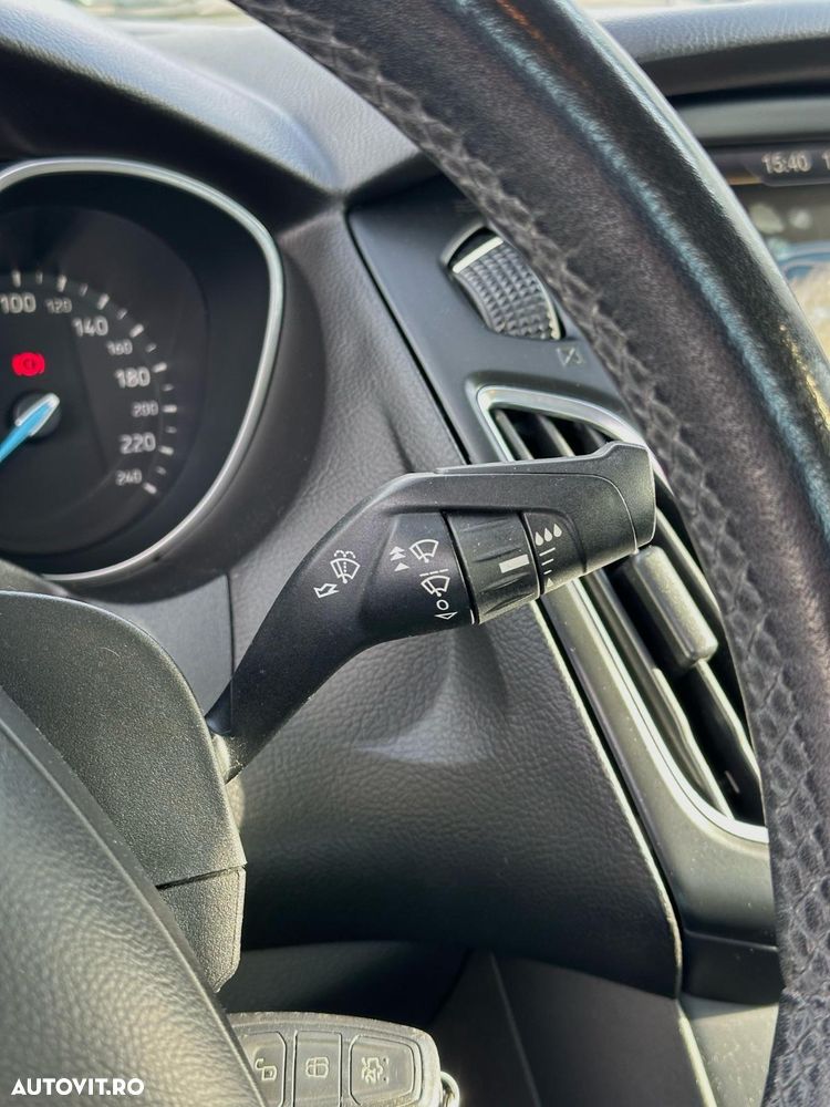 Ford Focus 1.0 EcoBoost Trend - 14