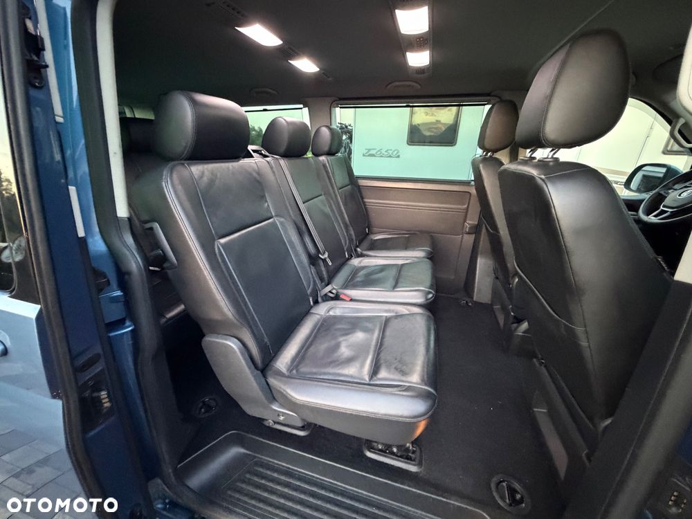 Volkswagen Caravelle 2.0 TDI L2 Highline 4Motion DSG - 39