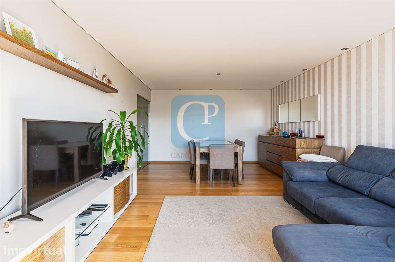 Apartamento T2 como novo e com varanda em Águas Santas, Maia - Grande imagem: 3/26