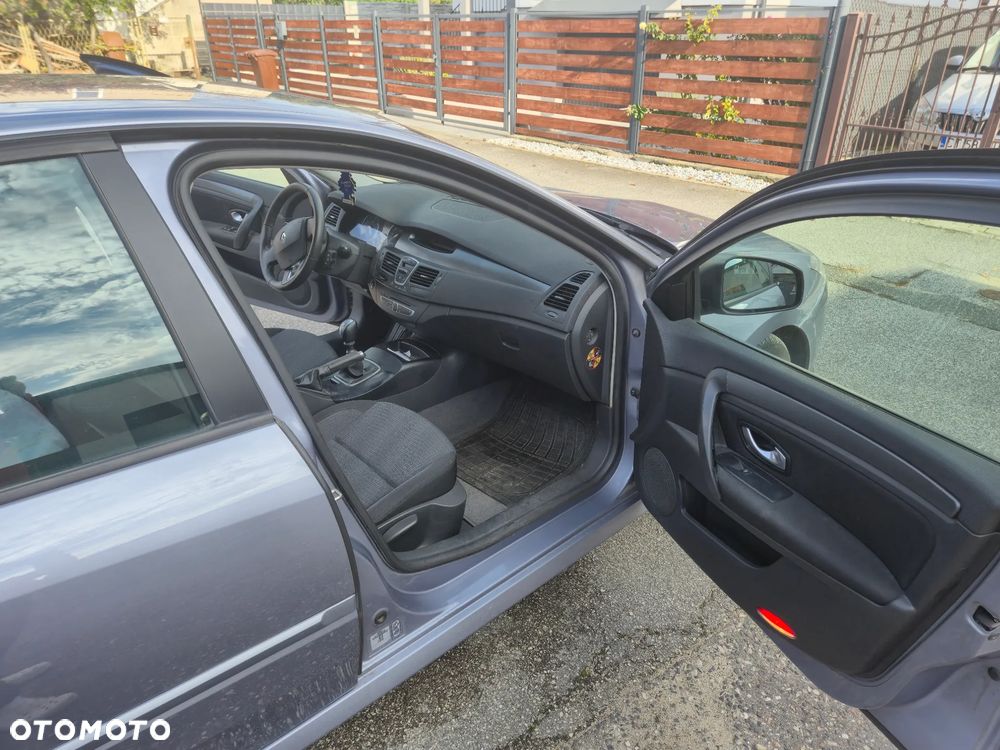 Renault Laguna - 11