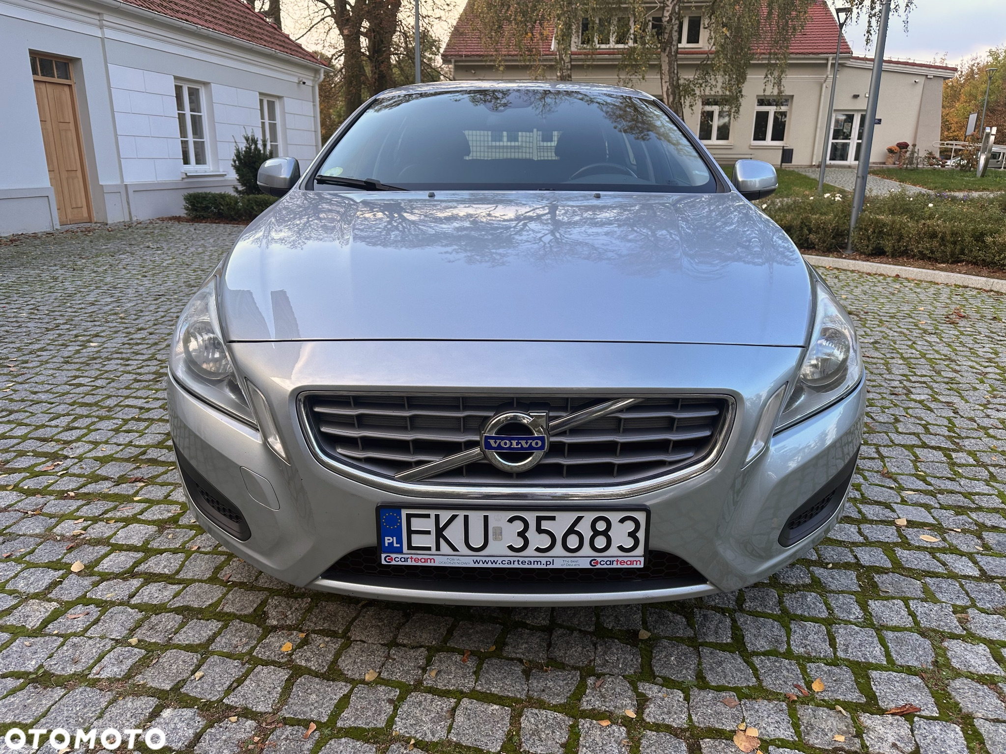 Volvo V60 - 11