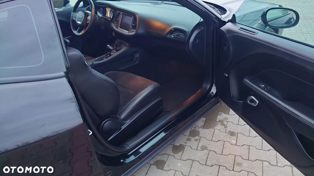 Dodge Challenger Automatik 392 Hemi Scat Pack Shaker - 30