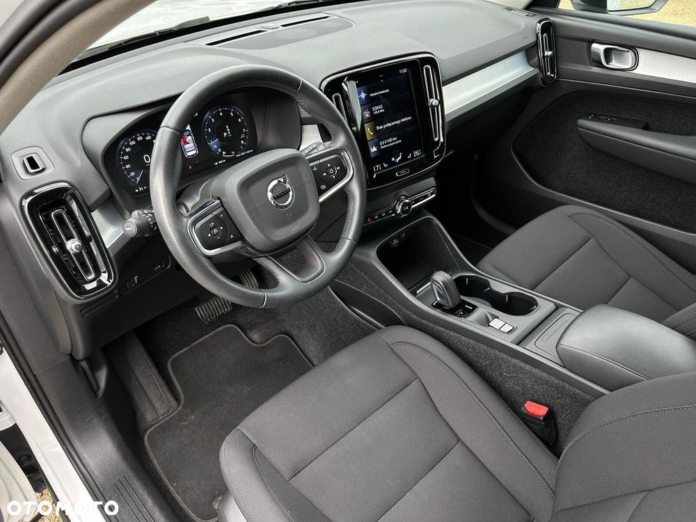 Volvo XC 40 T3 Momentum - 7