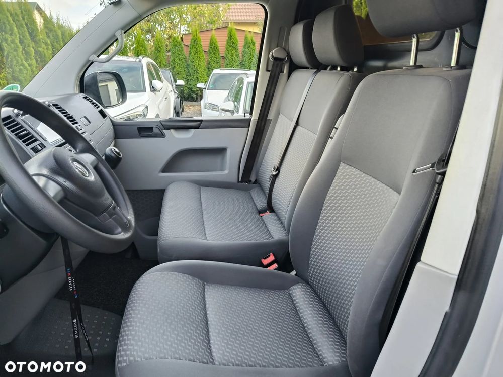 Volkswagen T5 - 6