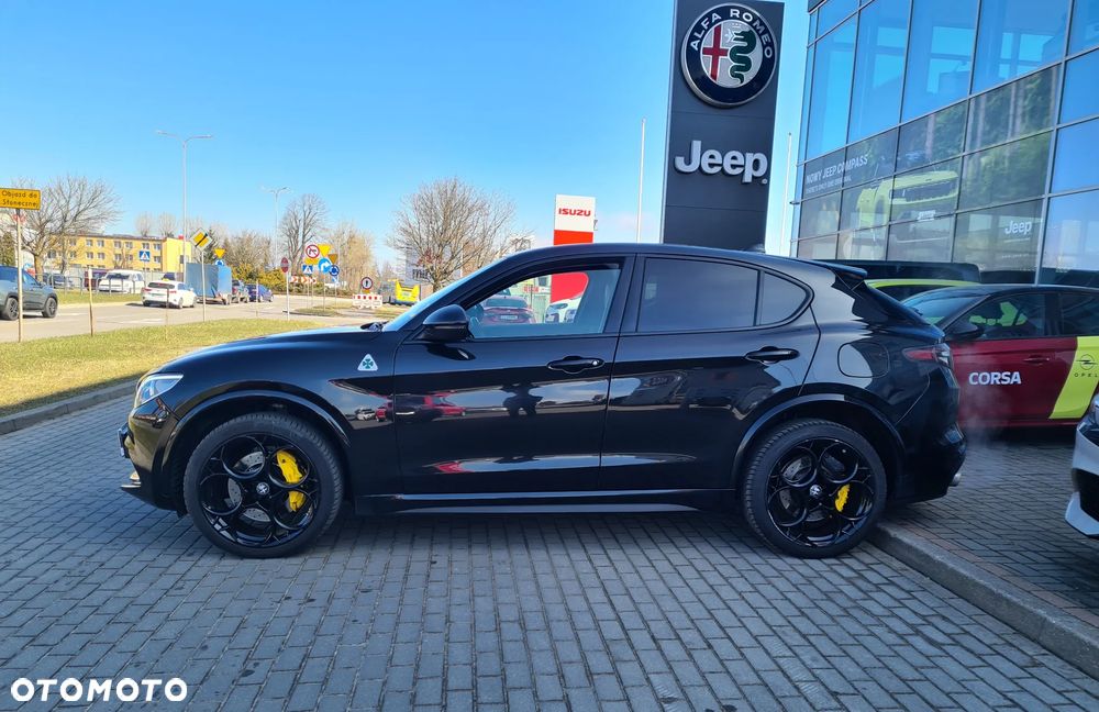 Alfa Romeo Stelvio 2.9 V6 Bi-Turbo Quadrifoglio Q4 - 6