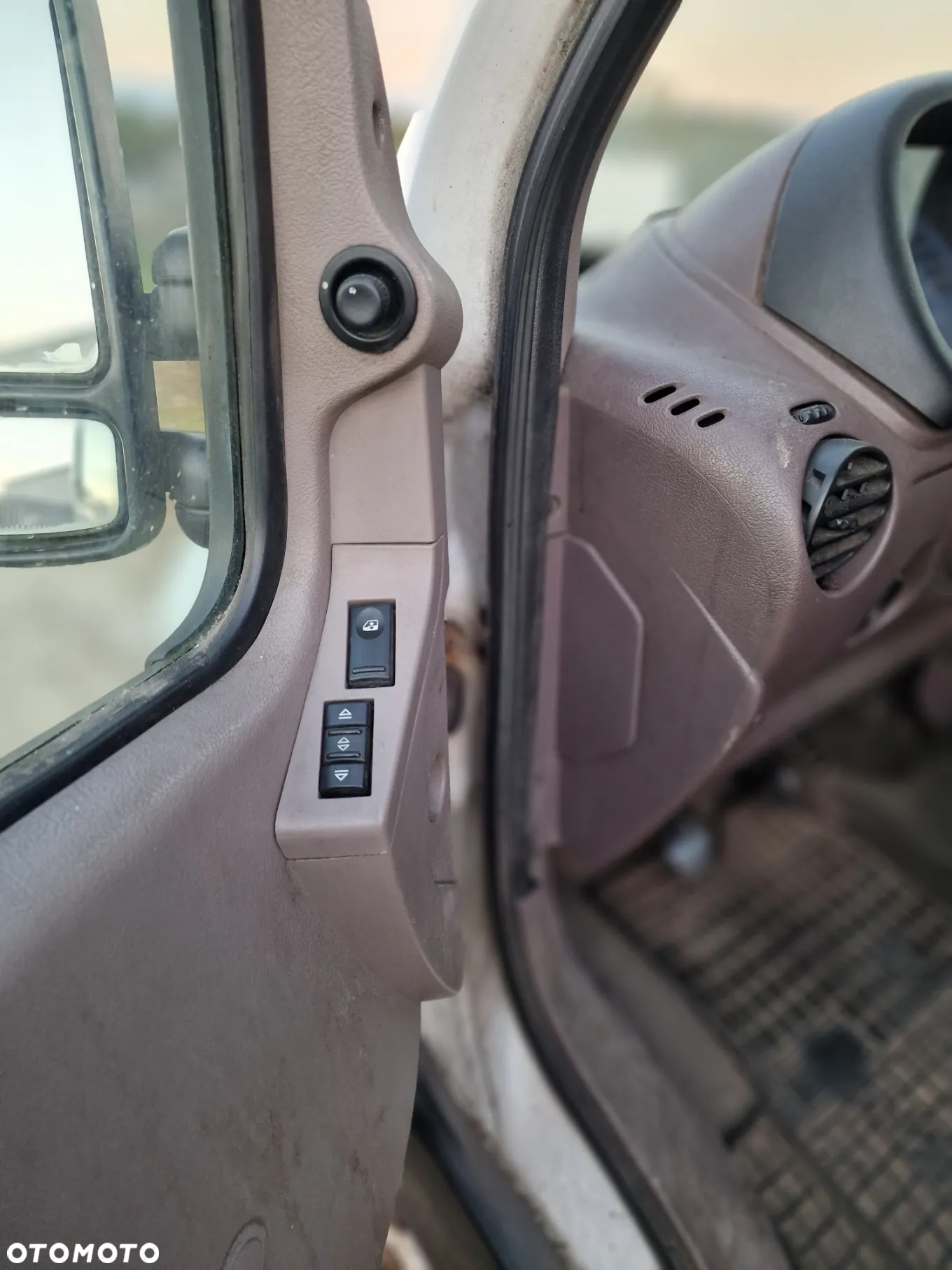 Renault Master 2.8 DTI - 16