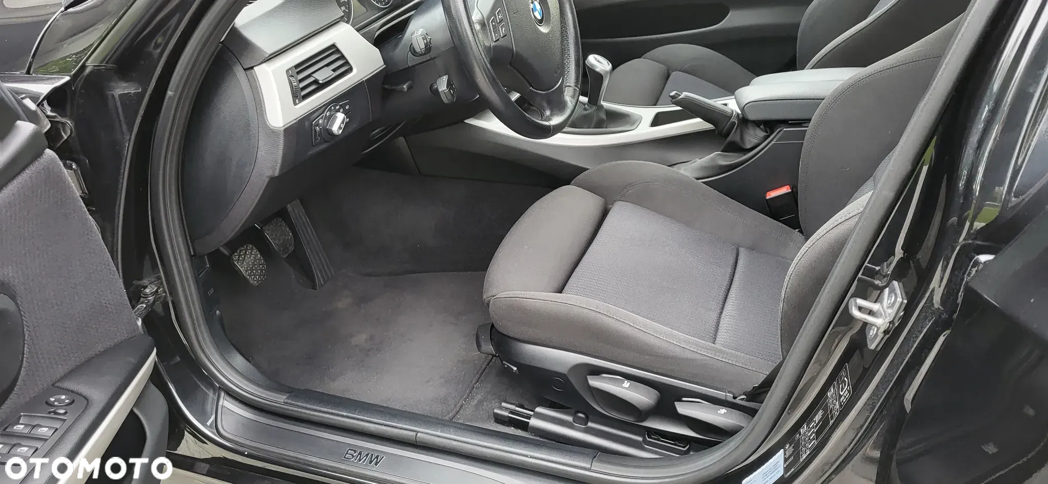 BMW Seria 3 318i - 19