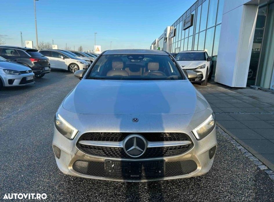 Mercedes-Benz A 180 d 7G-DCT - 10