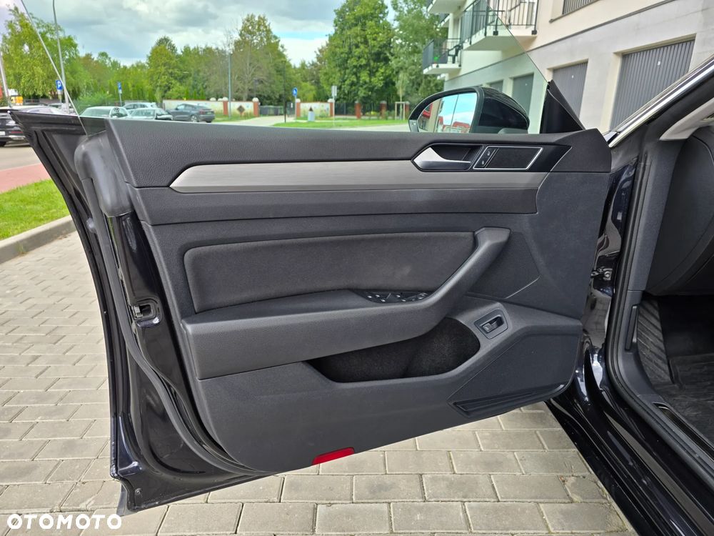 Volkswagen Arteon 2.0 TDI SCR Essence DSG - 10