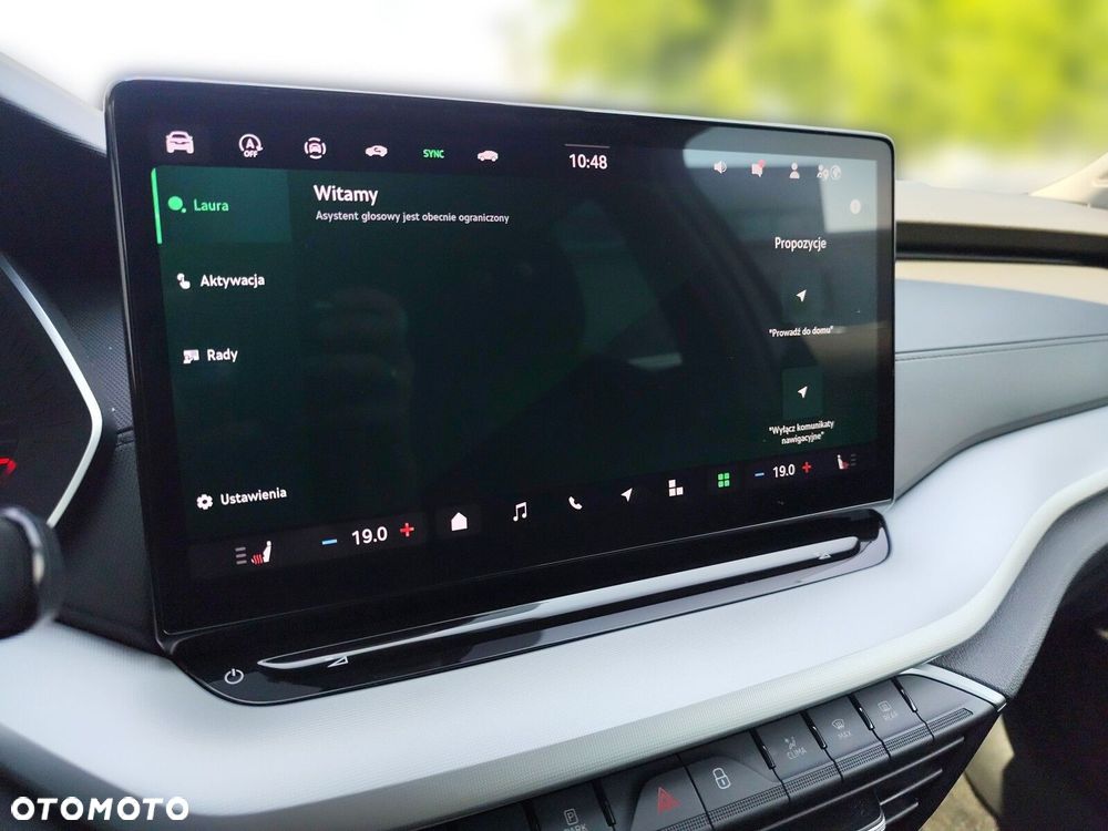 Skoda Octavia 1.5 TSI mHEV Selection DSG - 30