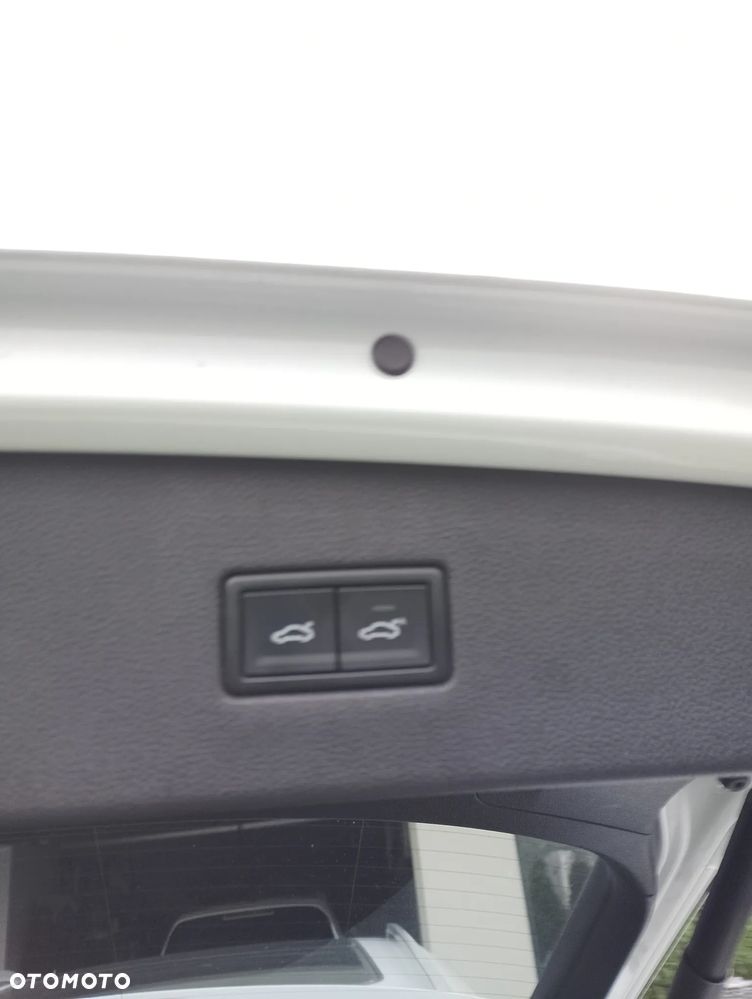 Volkswagen Tiguan - 11