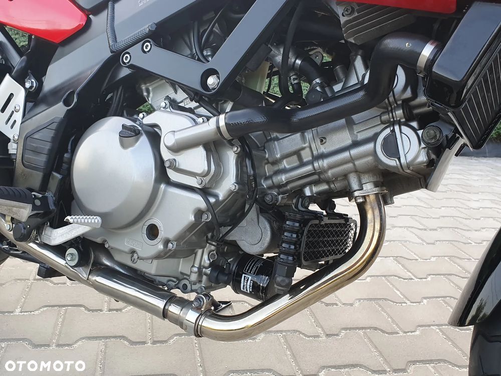 Suzuki V-STROM - 18