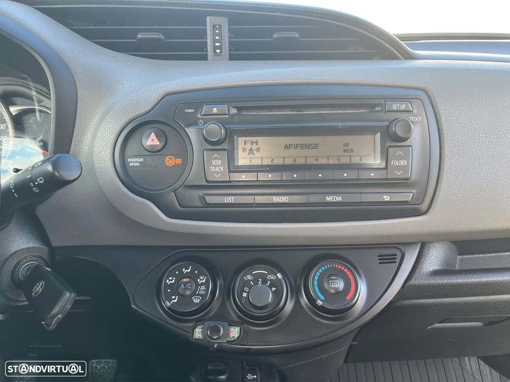 Toyota Yaris Bizz 1.4 D4D - 13