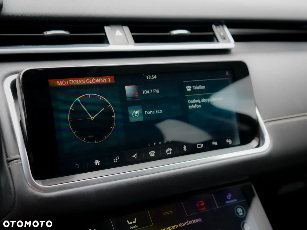 Land Rover Range Rover Velar 2.0 Si4 R-Dynamic HSE - 16