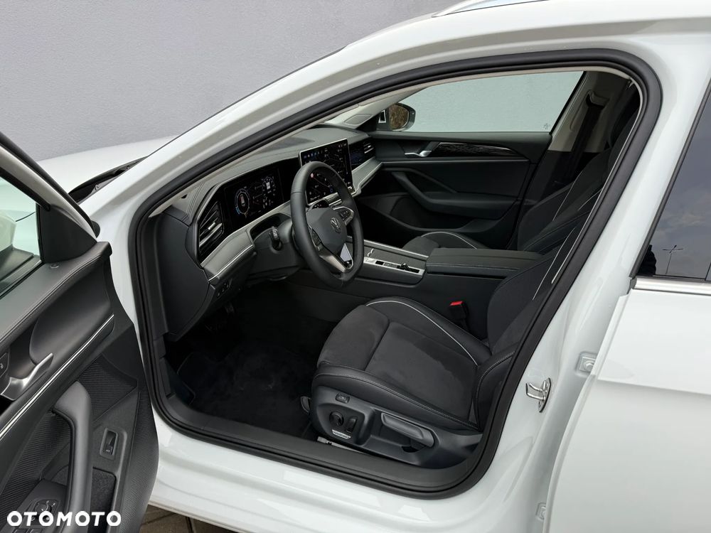 Volkswagen Passat - 10