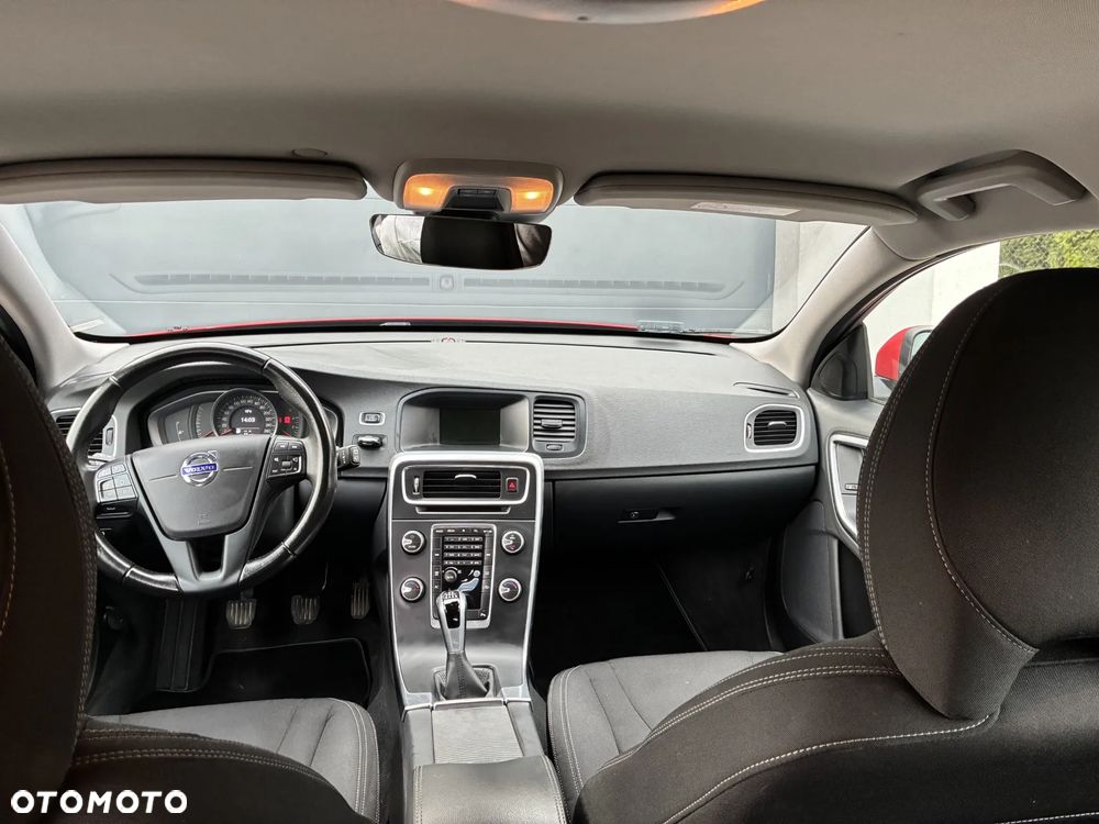 Volvo V60 D4 Drive-E Kinetic - 13