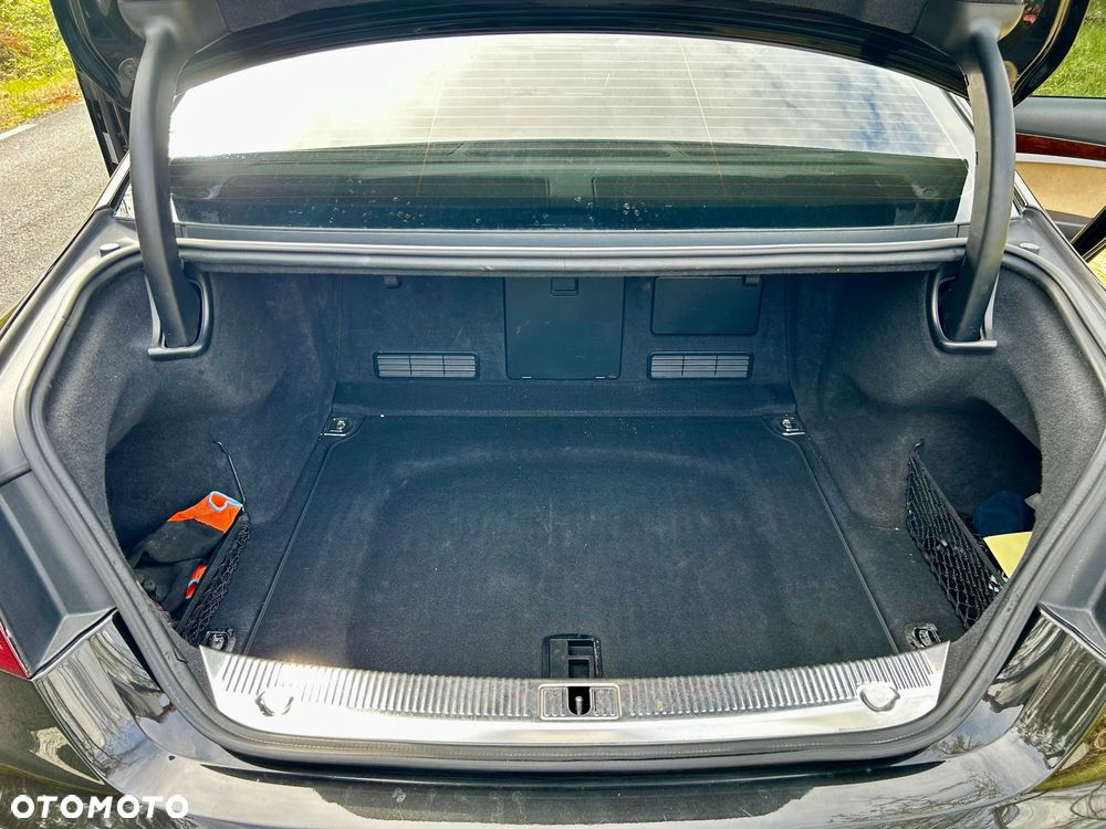 Audi A8 - 28