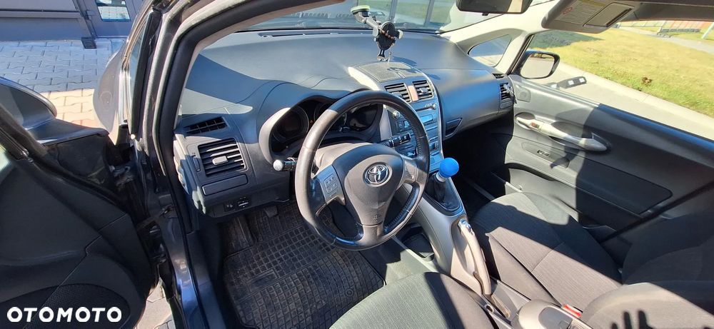 Toyota Auris 2.0 D-4D Team - 6