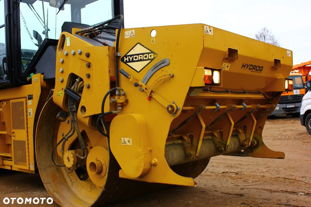 Caterpillar CAT CD10 WALEC STALOWY WIBRACYJNY Z DZIELONYMI BĘBNAMI +KOSZ HYDROG AX077 - 13