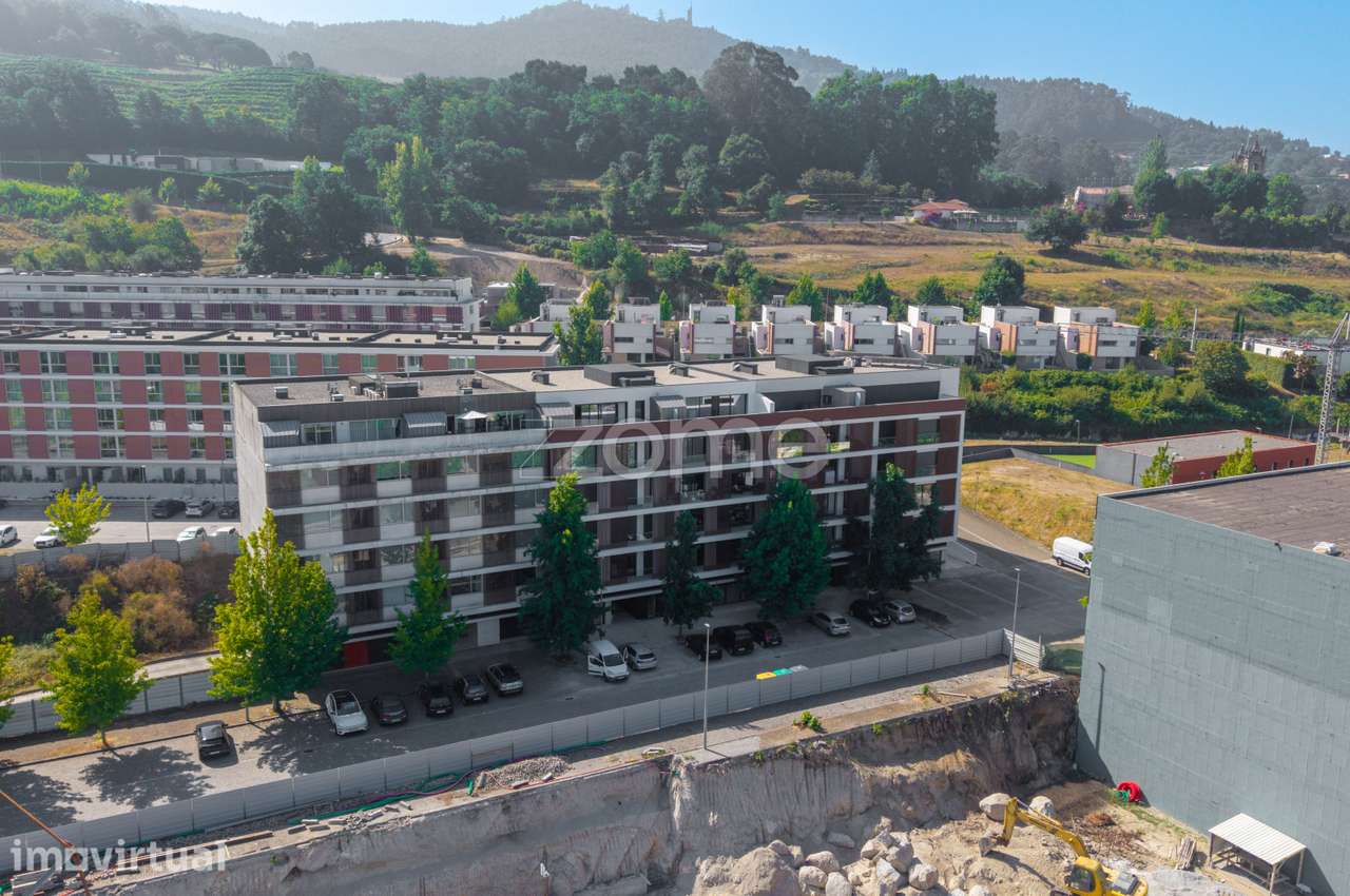 Apartamento T3 Recuado no Empreendimento Vessadas, na Costa - Grande imagem: 2/33