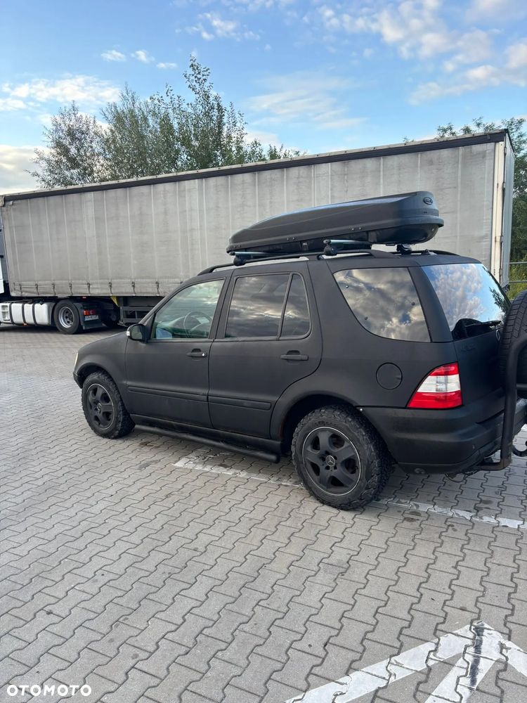 Mercedes-Benz ML 320 - 8