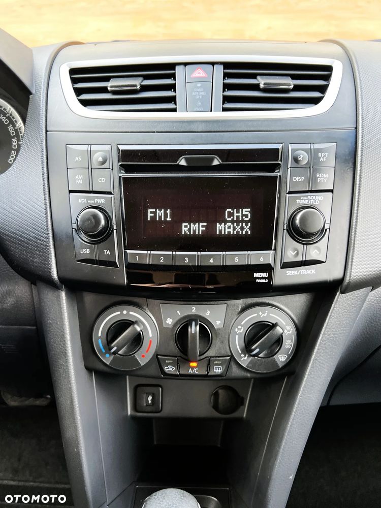 Suzuki Swift - 22