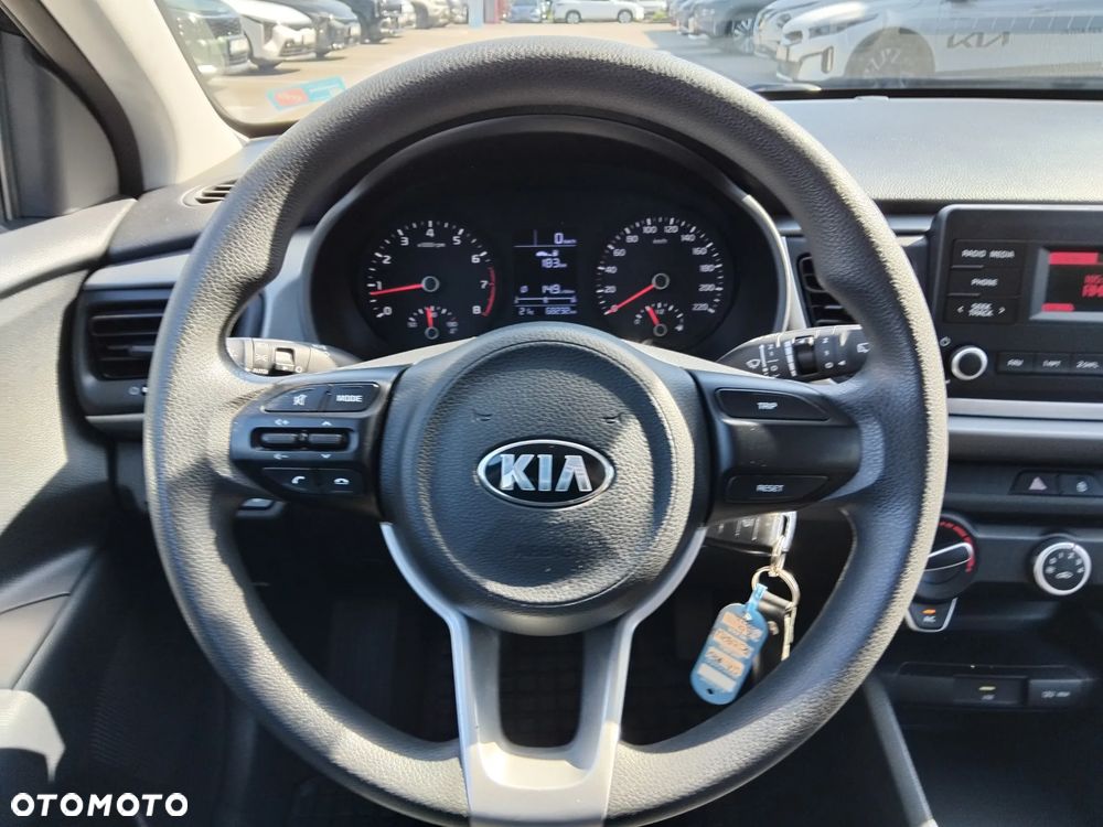 Kia Rio 1.2 M - 8