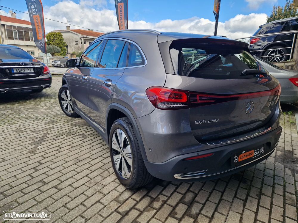 Mercedes-Benz EQA - 5