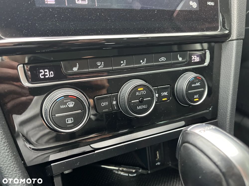 Volkswagen Golf 2.0 TDI BMT Highline DSG - 30