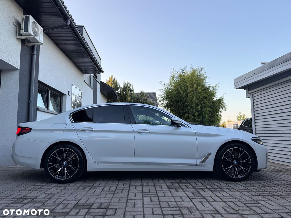 BMW Seria 5 520i mHEV Luxury Line sport - 6