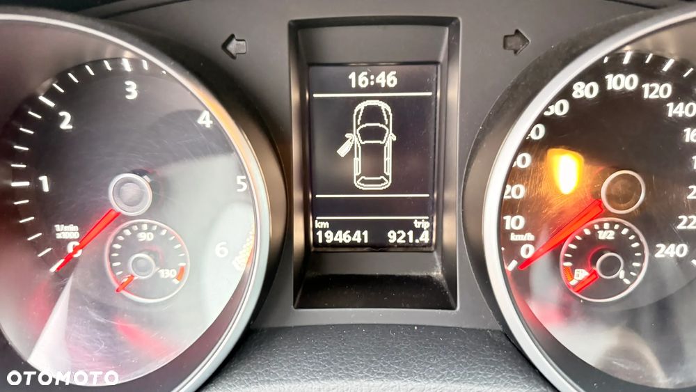 Volkswagen Golf 2.0 TDI DPF DSG Team - 7