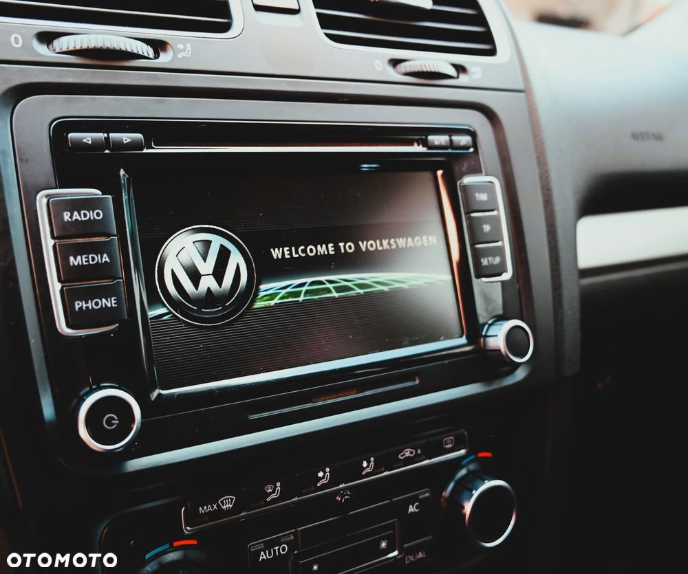 Volkswagen Golf - 24