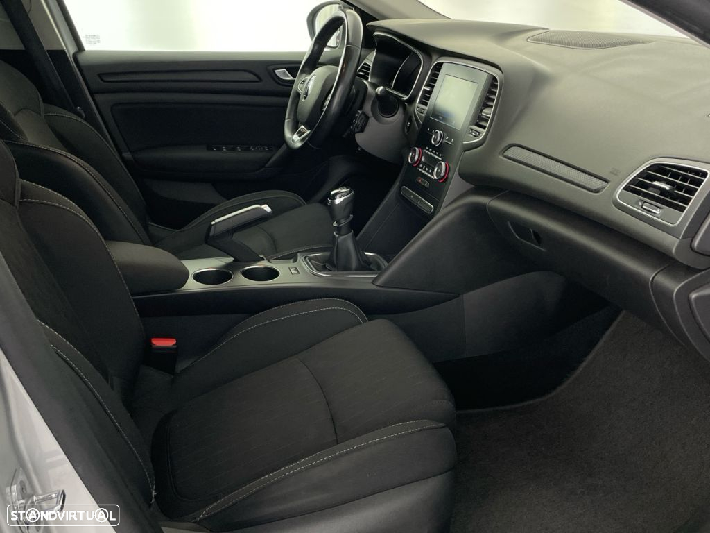 Renault Mégane 1.3 TCe Limited - 23