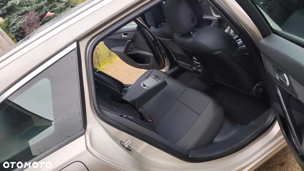 Peugeot 508 SW e-HDi FAP 110 EGS6 Business-Line - 34