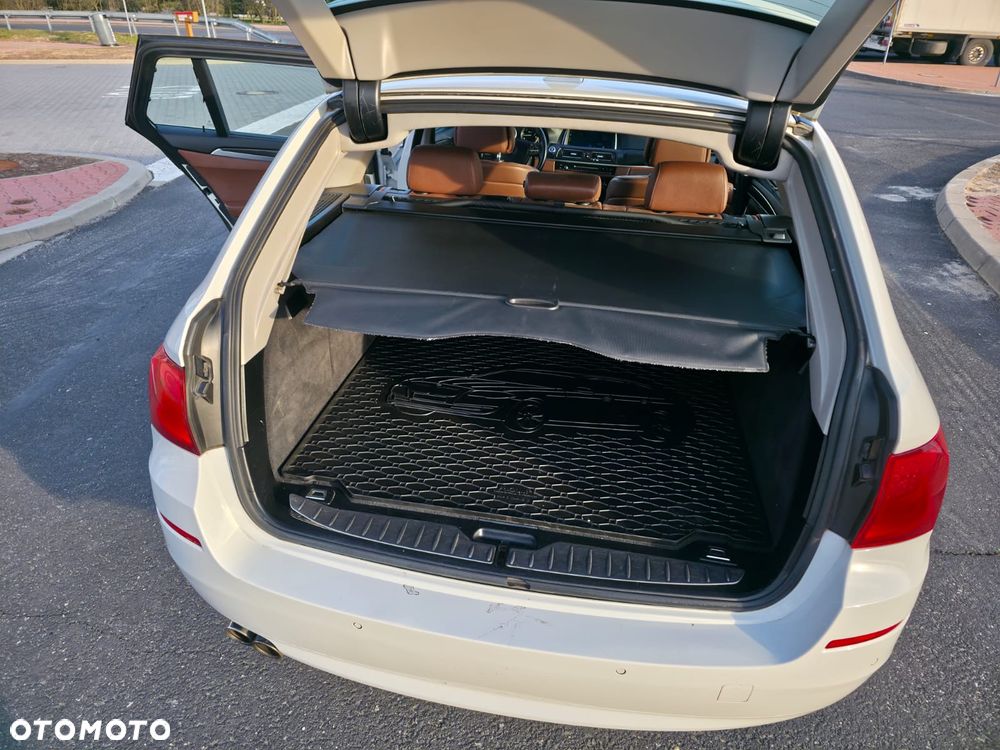 BMW Seria 5 525d Sport-Aut - 6