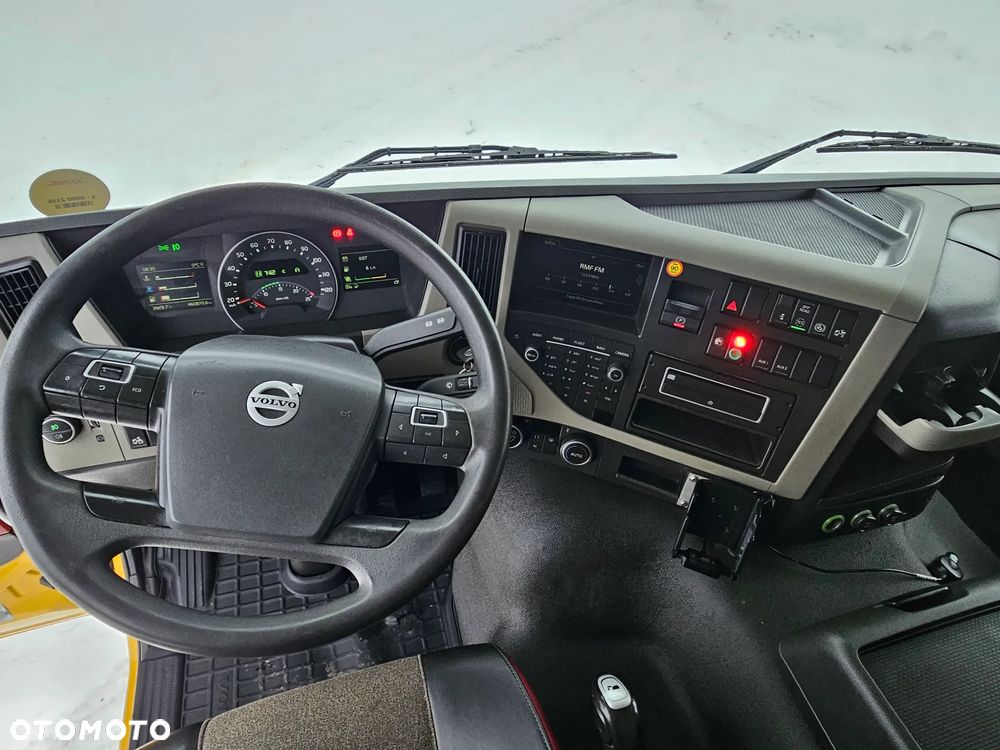 Volvo Fm 330 - 4