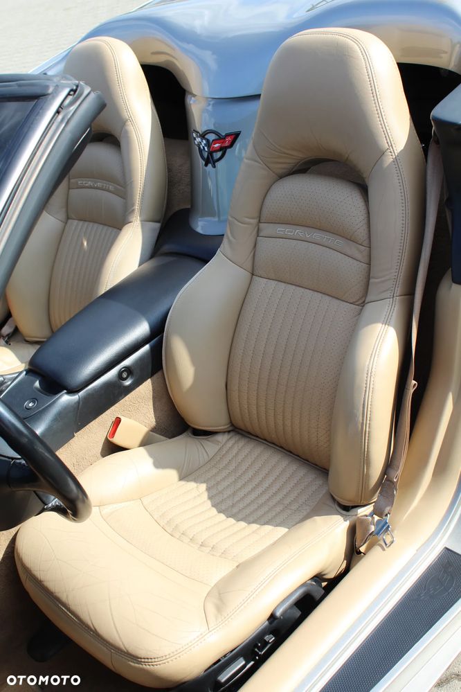 Chevrolet Corvette Cabrio SB - 16
