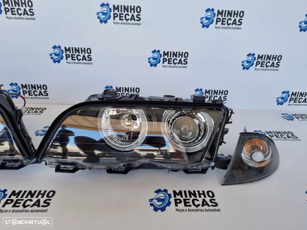 Faróis Angel Eyes BMW Série 3 (E46) Fundo Preto - 5