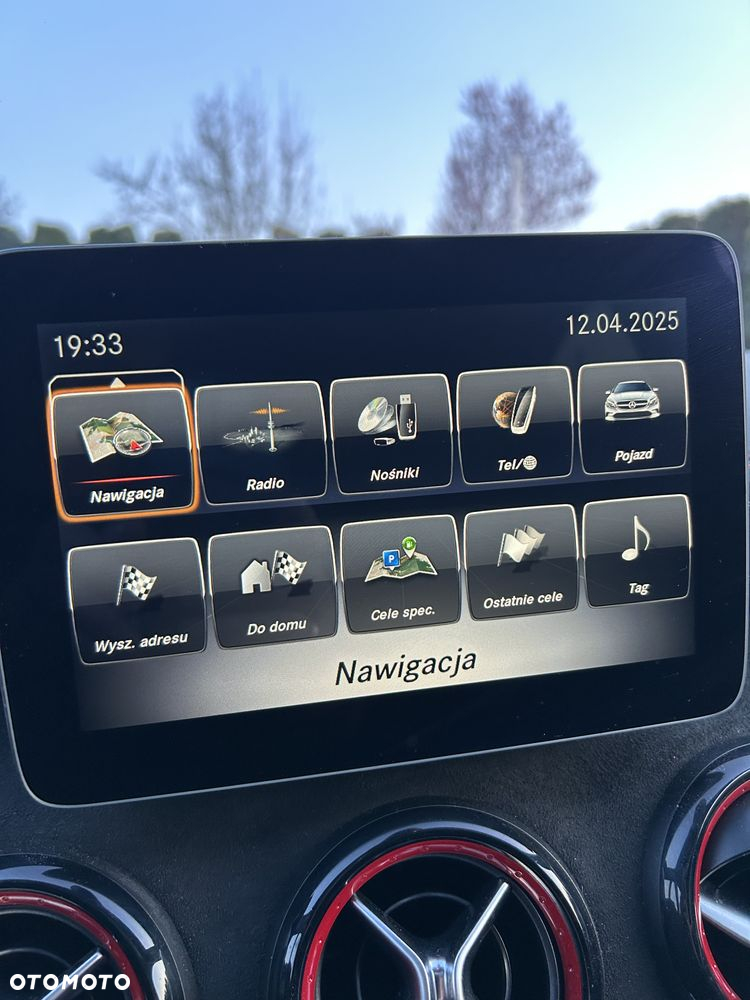Mercedes-Benz CLA AMG 45 4-Matic - 32