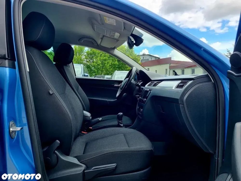 Skoda RAPID 1.2 TSI Ambition - 11