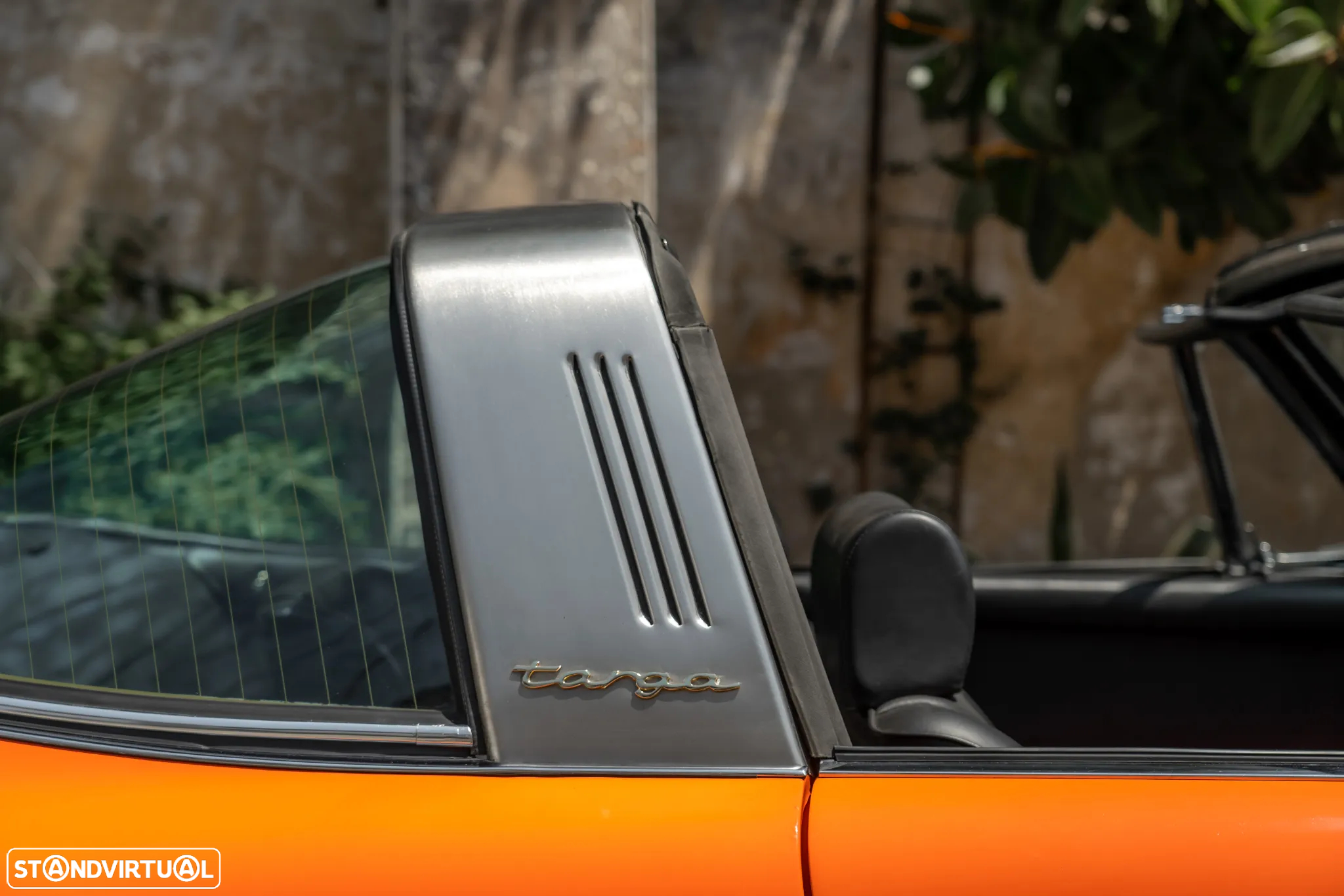 Porsche 911 Série F - 12