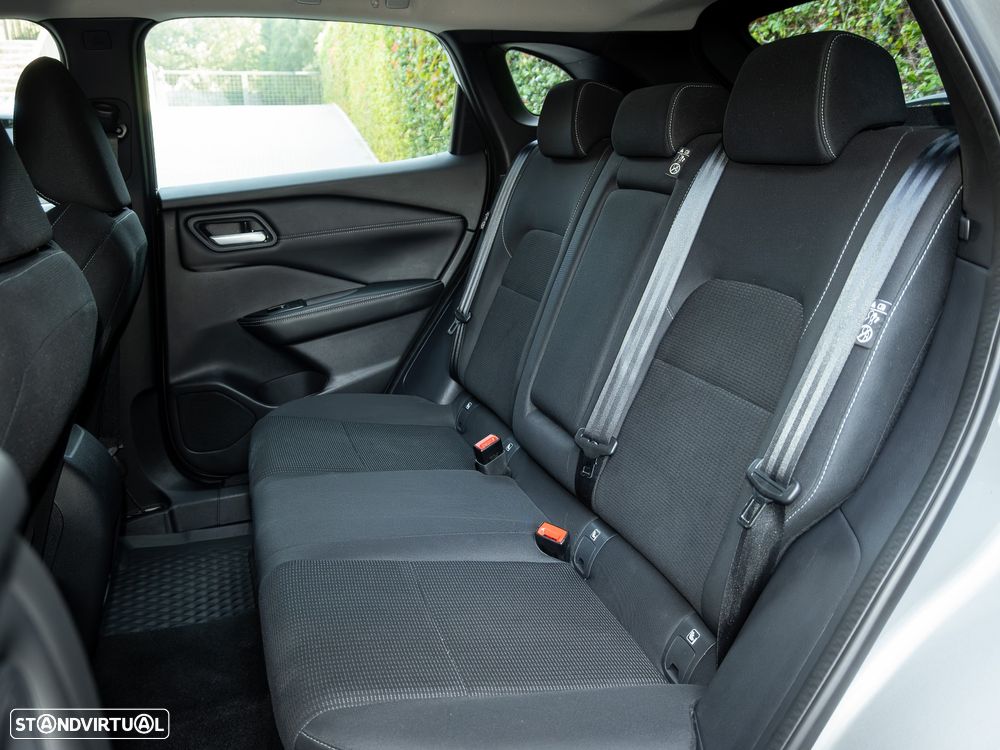 Nissan Qashqai 1.3 DIG-T Acenta Xtronic - 25