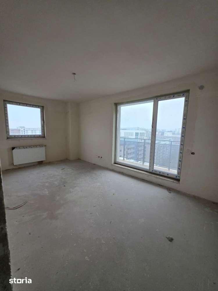 Apartament 3 camere, etaj intermediar, zona FSEGA — fotografia 1