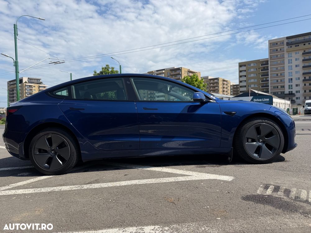 Tesla Model 3 Standard - 12