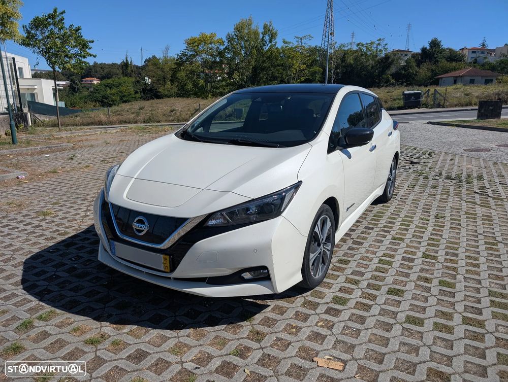 Nissan Leaf 40 kWh N-Connecta - 1